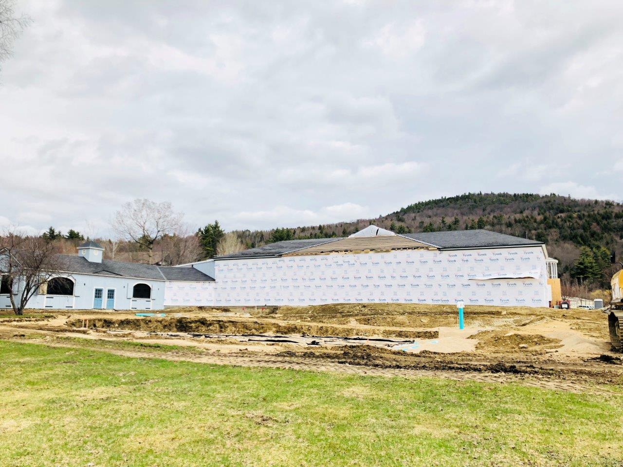 New Hampshire’s First Aquarium Comes to Glen!